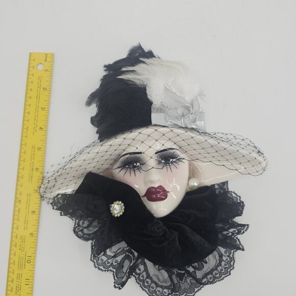 Unique Creations Wall Mask Lady Face Black Lace Feathers Vintage Art Maximalist - Picture 4 of 8